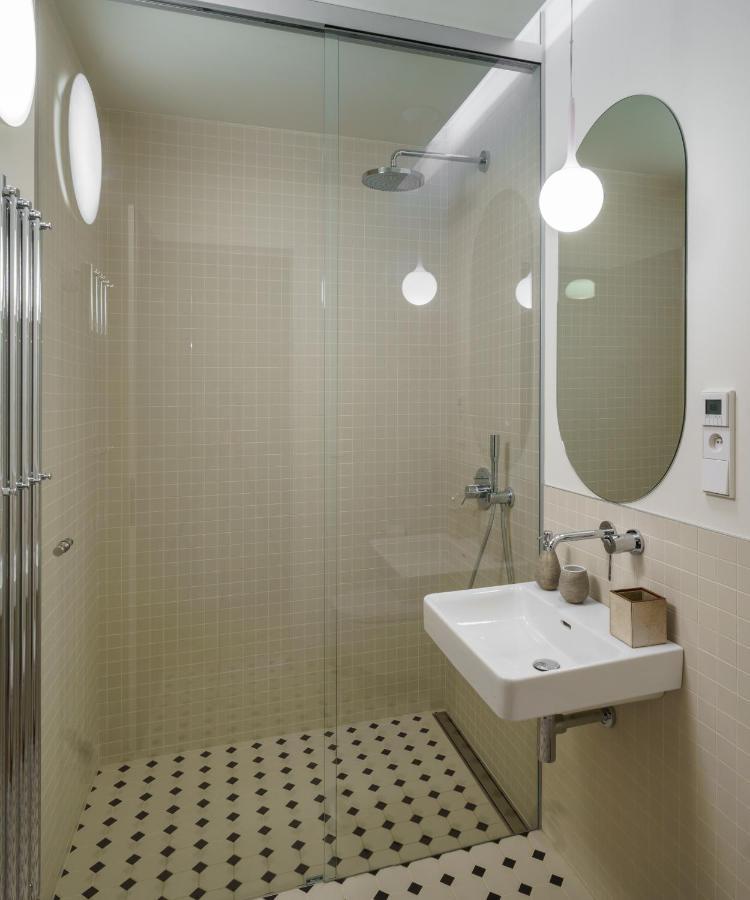 Mn6 Luxury Suites By Adrez Praga Esterno foto