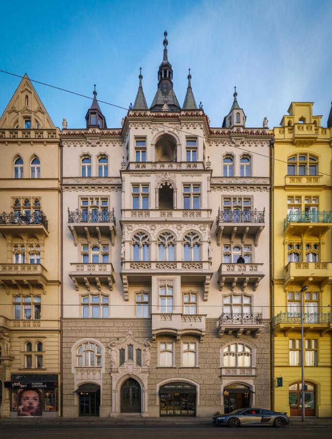 Mn6 Luxury Suites By Adrez Praga Esterno foto