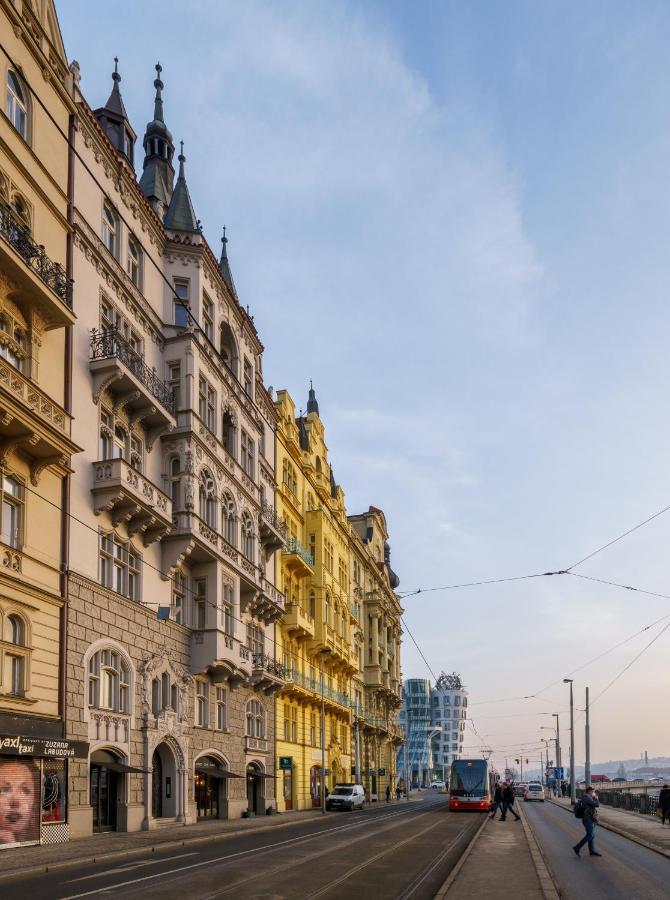 Mn6 Luxury Suites By Adrez Praga Esterno foto